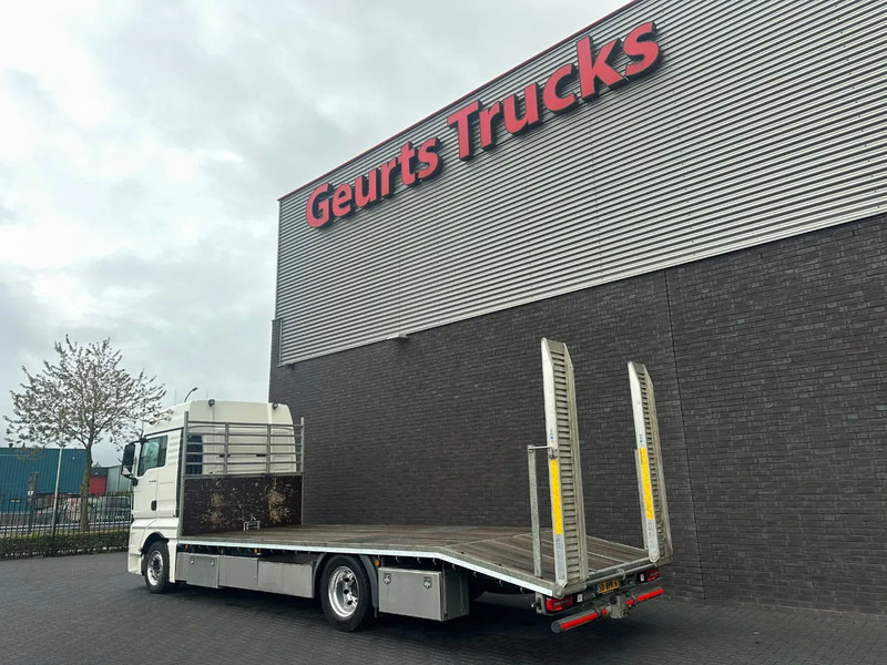 MAN TGX 4X2 LL-U OPRIJWAGEN / MACHINE TRANSPORTER / PLATEAU - Camion bisarca: foto 3 MAN TGX 4X2 LL-U OPRIJWAGEN / MACHINE TRANSPORTER / PLATEAU - Camion bisarca: foto 3