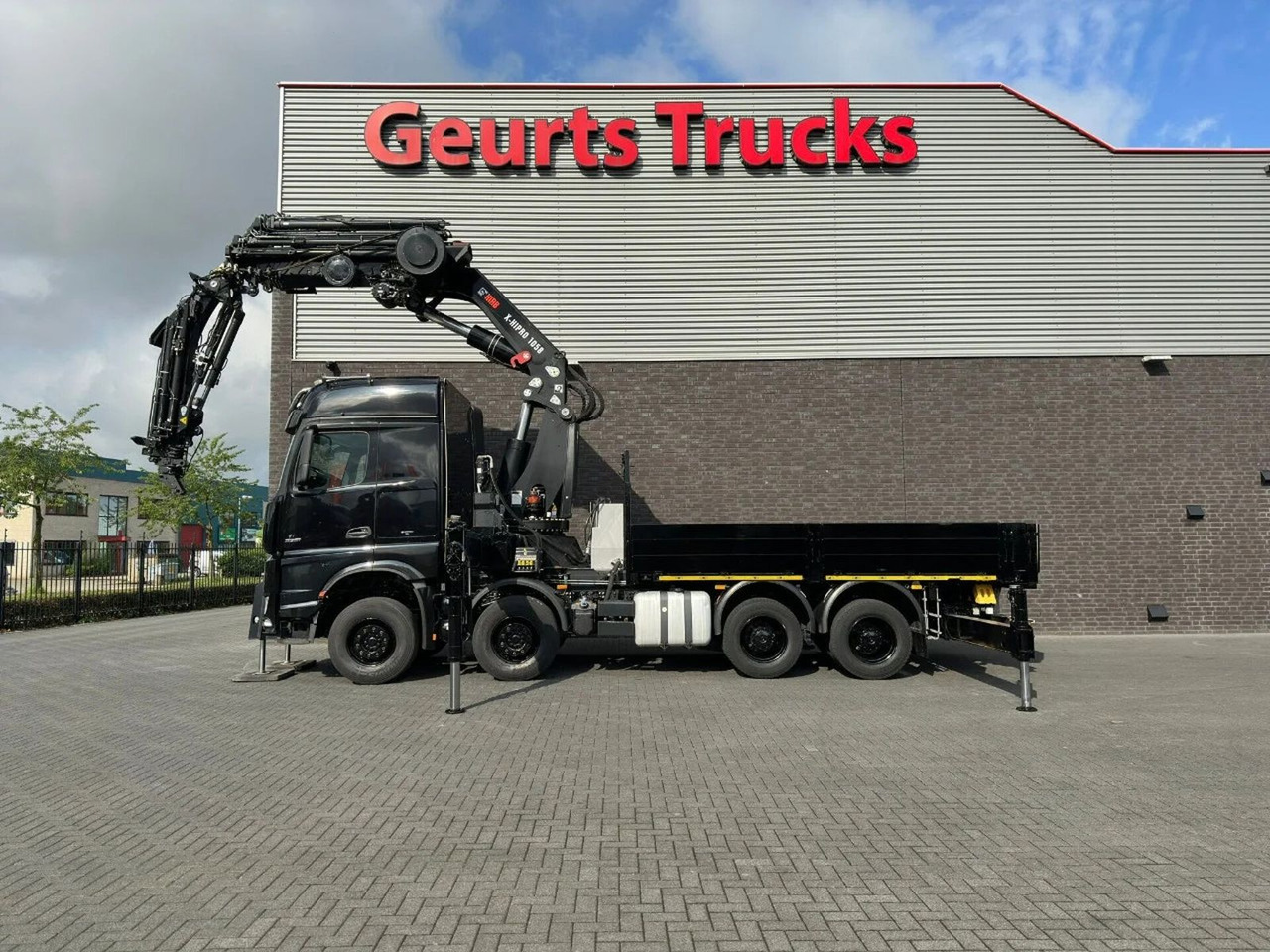 Mercedes-Benz Arocs 3251 8X4 + HIAB 1058 E-8 + JIB 150X-6 JDC - Camion con gru: foto 5 Mercedes-Benz Arocs 3251 8X4 + HIAB 1058 E-8 + JIB 150X-6 JDC - Camion con gru: foto 5