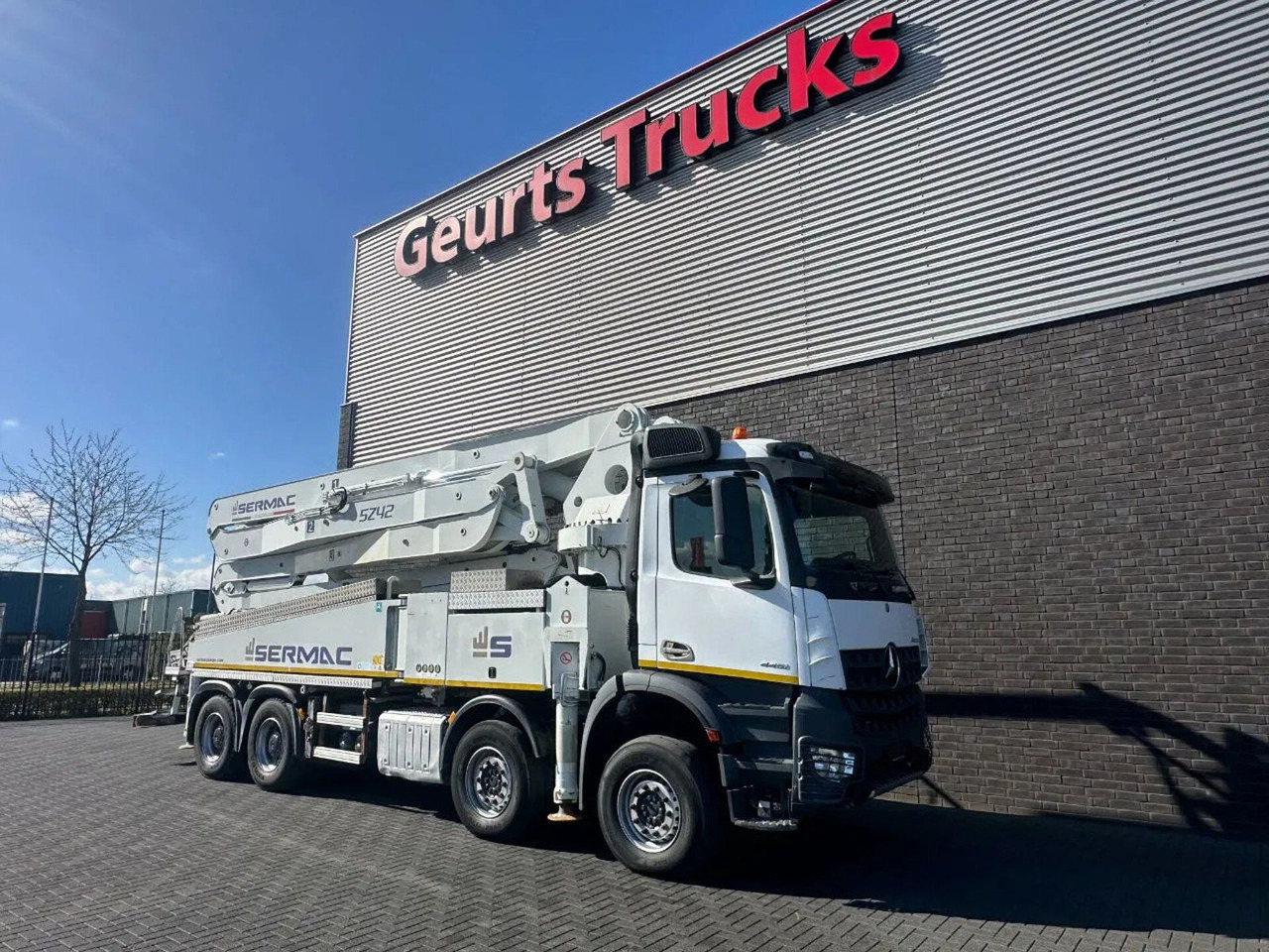 Mercedes-Benz Arocs 4451 8X4 + SERMAC 5Z42 BETONPOMP/BETONPUMP - Pompa autocarrata: foto 5 Mercedes-Benz Arocs 4451 8X4 + SERMAC 5Z42 BETONPOMP/BETONPUMP - Pompa autocarrata: foto 5