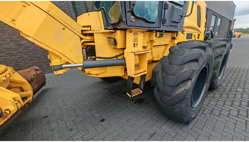 Grader New Holland RG 200 B MOTORGRADER + RIPPER FROM 2012 HOURS 4237: foto 14