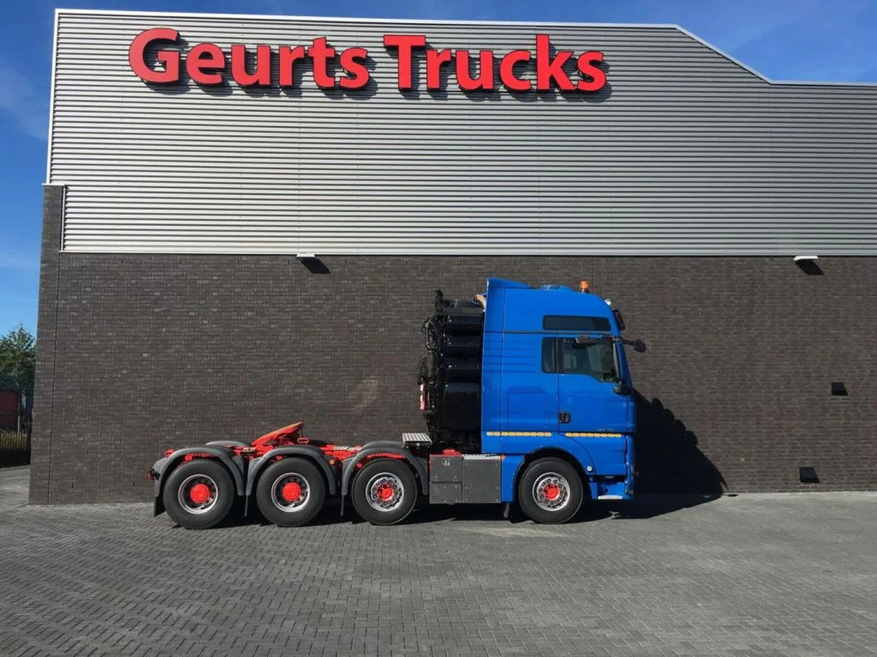 MAN TGX 41.680 V8 8X4 HEAVY DUTY TRACTOR 250 TONS - Trattore stradale: foto 4 MAN TGX 41.680 V8 8X4 HEAVY DUTY TRACTOR 250 TONS - Trattore stradale: foto 4