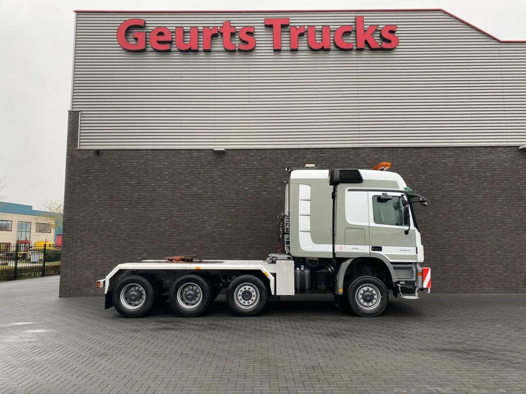 Mercedes-Benz Actros 4360 V8 8X6 V8 SLT TITAN HEAVY DUTY TRACT - Trattore stradale: foto 4 Mercedes-Benz Actros 4360 V8 8X6 V8 SLT TITAN HEAVY DUTY TRACT - Trattore stradale: foto 4