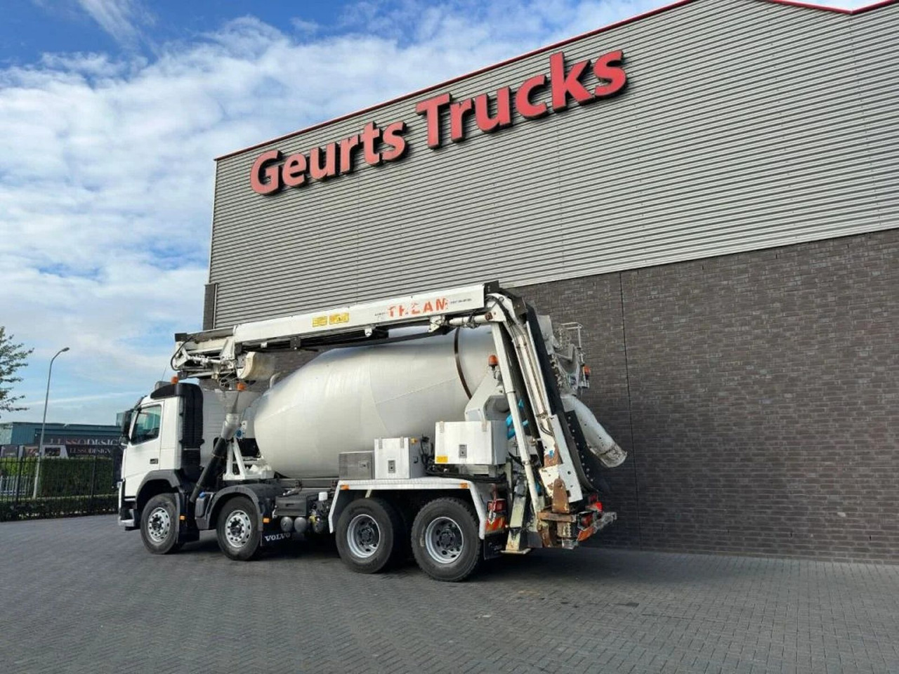 Volvo FM 410 8X4 + STETTER 9 M3 MIXER/MISCHER + THEAM - Autobetoniera: foto 3 Volvo FM 410 8X4 + STETTER 9 M3 MIXER/MISCHER + THEAM - Autobetoniera: foto 3