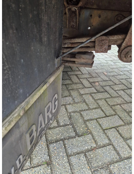 Mercedes-Benz 811. steel suspension - Autocarro con pianale/ Cassone fisso: foto 5 Mercedes-Benz 811. steel suspension - Autocarro con pianale/ Cassone fisso: foto 5