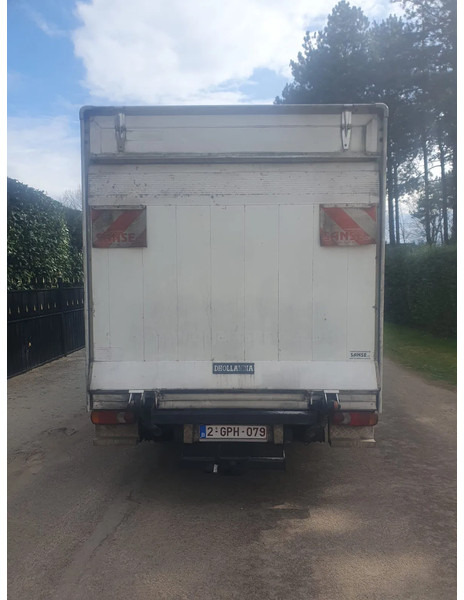 Nissan Cabstar TL3513 - Furgone box: foto 5 Nissan Cabstar TL3513 - Furgone box: foto 5