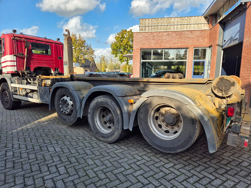 Scania P 420 8x2.. manuel gearbox. - Camion con sistema di cavi: foto 4 Scania P 420 8x2.. manuel gearbox. - Camion con sistema di cavi: foto 4