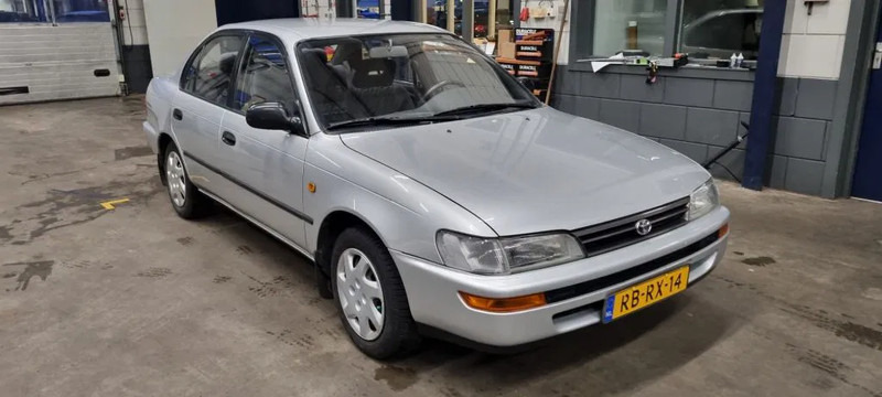 Toyota Corolla GXI 1.6. autom... Limited - Berlina: foto 2 Toyota Corolla GXI 1.6. autom... Limited - Berlina: foto 2