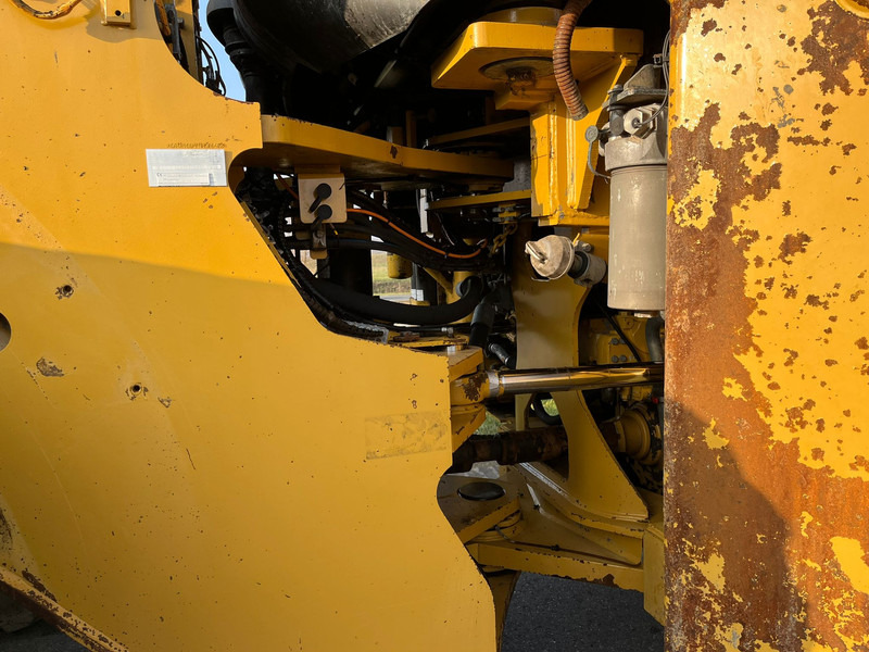 Pala gommata Caterpillar 980H: foto 8