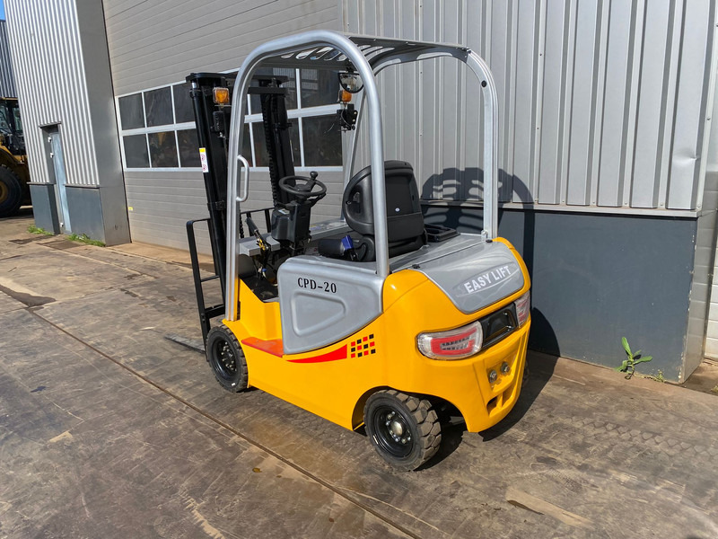 EASY LIFT CPD 20 Forklift - 2.000 kg loading cap. - Carrello elevatore: foto 3 EASY LIFT CPD 20 Forklift - 2.000 kg loading cap. - Carrello elevatore: foto 3
