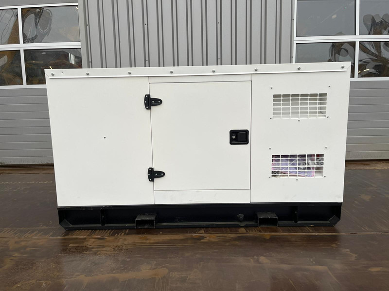 Giga power 37.5KVA Closed Set LT-W30GF - Gruppo elettrogeno: foto 4 Giga power 37.5KVA Closed Set LT-W30GF - Gruppo elettrogeno: foto 4