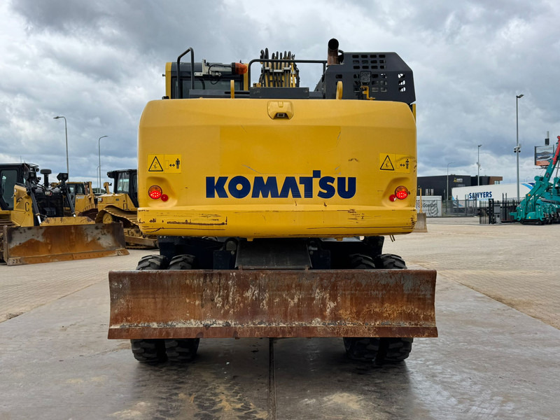 Komatsu PW180-11 - Escavatore gommato: foto 4 Komatsu PW180-11 - Escavatore gommato: foto 4
