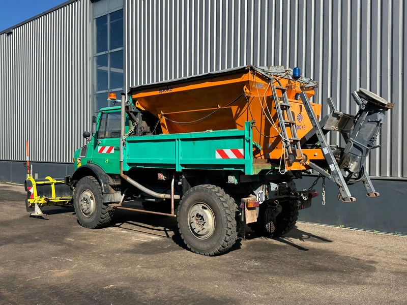 MERCEDESBENZ Unimog U1700 - Spazzatrice stradale: foto 3 MERCEDESBENZ Unimog U1700 - Spazzatrice stradale: foto 3