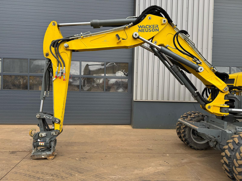 Escavatore gommato WACKER NEUSON EW100 E06-03: foto 19