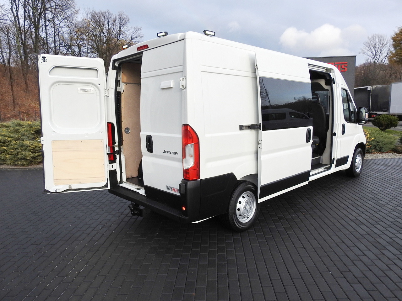 CITROEN JUMPER BOX DELIVERY VAN 6 SEATS AIR CONDITIONING  140HP - Furgone chiuso: foto 3 CITROEN JUMPER BOX DELIVERY VAN 6 SEATS AIR CONDITIONING  140HP - Furgone chiuso: foto 3