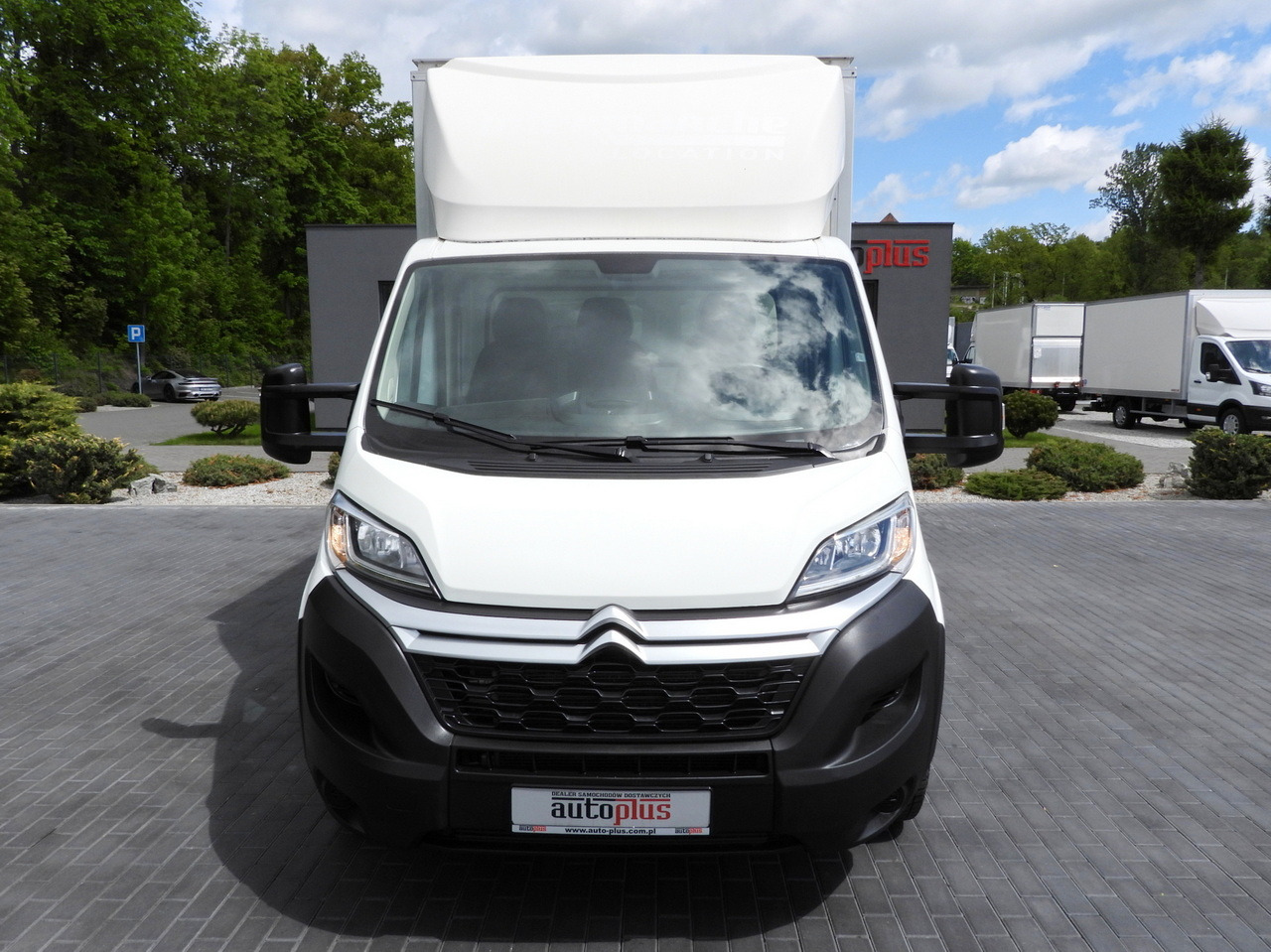CITROEN JUMPER BOX LIFT 8 PALLETS CRUISE CONTROL NAVIGATION AIR CONDITIONING 165HP - Furgone box: foto 5 CITROEN JUMPER BOX LIFT 8 PALLETS CRUISE CONTROL NAVIGATION AIR CONDITIONING 165HP - Furgone box: foto 5