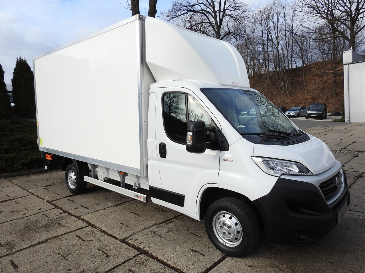 FIAT DUCATO BOX LIFT 8 PALLETS CRUISE CONTROL NAVIGATION AIR CONDITIONING LED LIGHTS  130HP - Furgone frigo: foto 4 FIAT DUCATO BOX LIFT 8 PALLETS CRUISE CONTROL NAVIGATION AIR CONDITIONING LED LIGHTS  130HP - Furgone frigo: foto 4