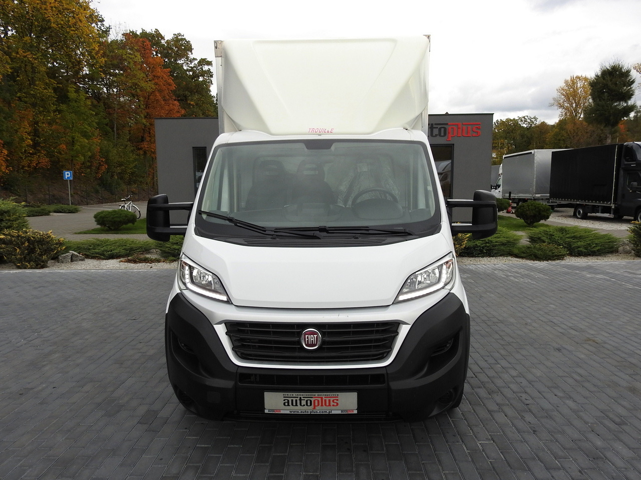 FIAT DUCATO BOX LIFT 8 PALLETS CRUISE CONTROL NAVIGATION AIR CONDITIONING LED LIGHTS  130HP - Furgone box: foto 5 FIAT DUCATO BOX LIFT 8 PALLETS CRUISE CONTROL NAVIGATION AIR CONDITIONING LED LIGHTS  130HP - Furgone box: foto 5