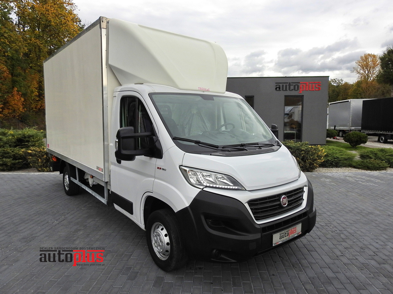 FIAT DUCATO BOX LIFT 8 PALLETS CRUISE CONTROL NAVIGATION AIR CONDITIONING LED LIGHTS  130HP - Furgone box: foto 1 FIAT DUCATO BOX LIFT 8 PALLETS CRUISE CONTROL NAVIGATION AIR CONDITIONING LED LIGHTS  130HP - Furgone box: foto 1