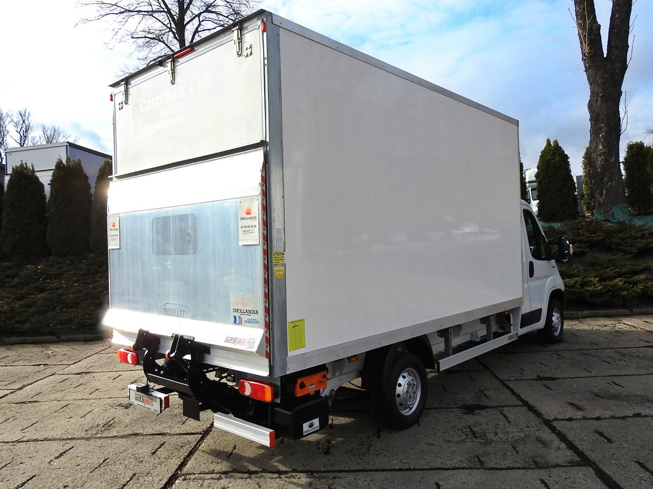 FIAT DUCATO BOX LIFT 8 PALLETS CRUISE CONTROL NAVIGATION AIR CONDITIONING LED LIGHTS  130HP - Furgone box: foto 3 FIAT DUCATO BOX LIFT 8 PALLETS CRUISE CONTROL NAVIGATION AIR CONDITIONING LED LIGHTS  130HP - Furgone box: foto 3