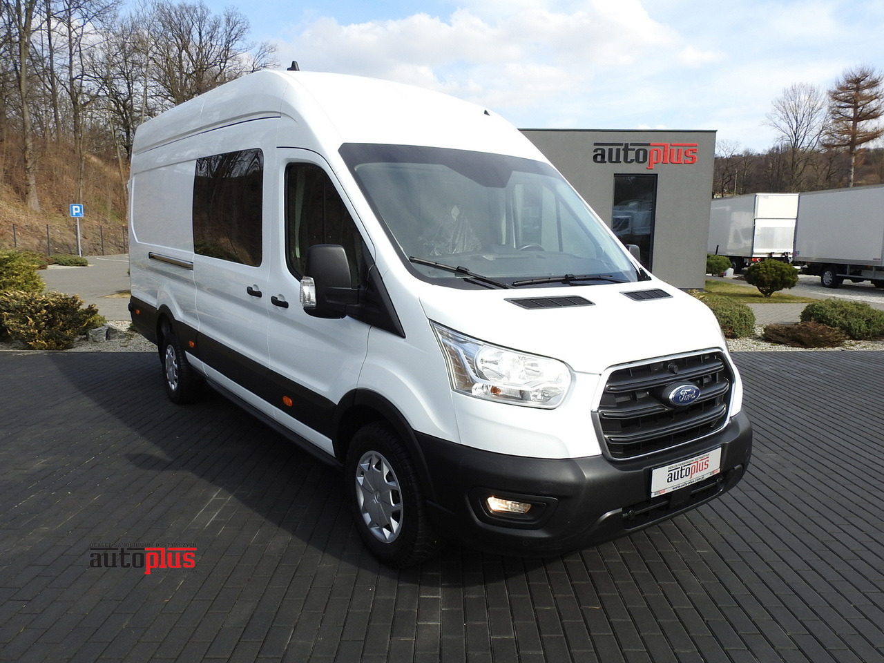 FORD TRANSIT BOX DELIVERY VAN 6 SEATS CRUISE CONTROL LED LIGHTS AIR CONDITIONING 180HP - Furgone chiuso: foto 1 FORD TRANSIT BOX DELIVERY VAN 6 SEATS CRUISE CONTROL LED LIGHTS AIR CONDITIONING 180HP - Furgone chiuso: foto 1