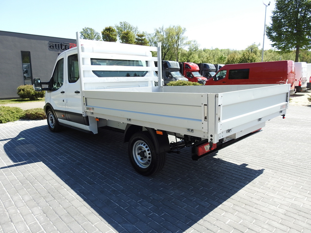 Furgone con cassone fisso FORD TRANSIT STAKE BODY DOUBLE CABIN DOKA 7 SEATS AIR CONDITIONING  130HP: foto 9
