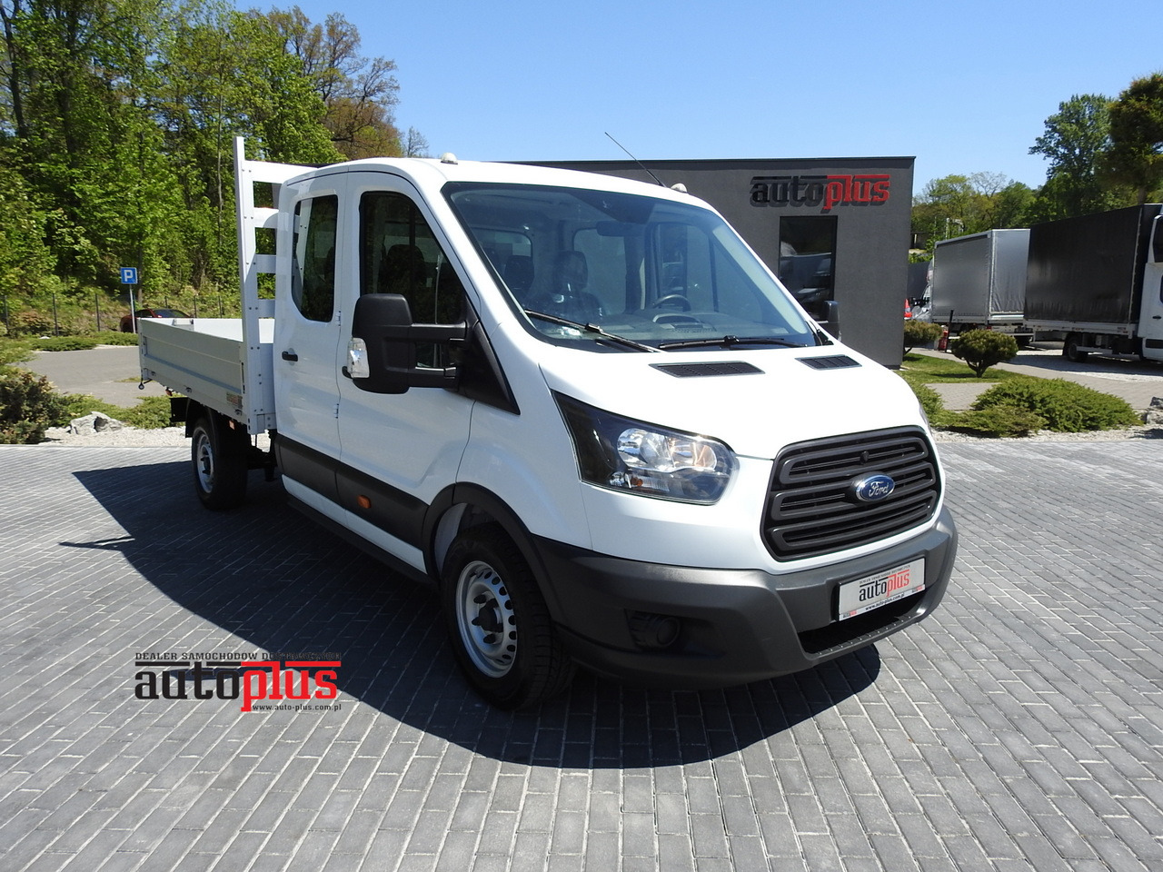 FORD TRANSIT STAKE BODY DOUBLE CABIN DOKA 7 SEATS AIR CONDITIONING 130HP - Furgone doppia cabina: foto 1 FORD TRANSIT STAKE BODY DOUBLE CABIN DOKA 7 SEATS AIR CONDITIONING 130HP - Furgone doppia cabina: foto 1