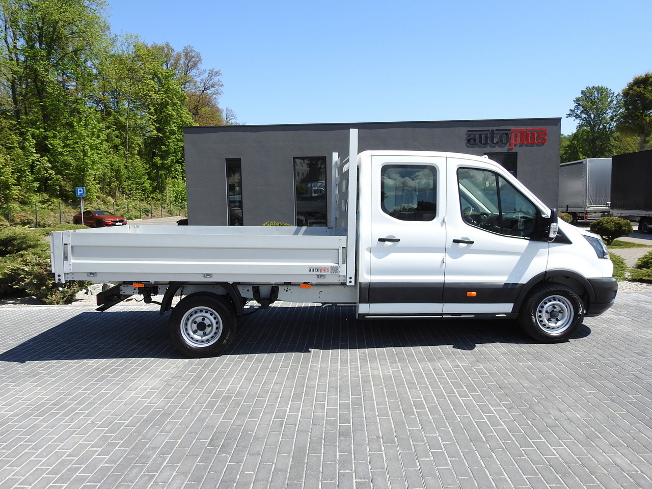 Furgone con cassone fisso FORD TRANSIT STAKE BODY DOUBLE CABIN DOKA 7 SEATS AIR CONDITIONING  130HP: foto 7