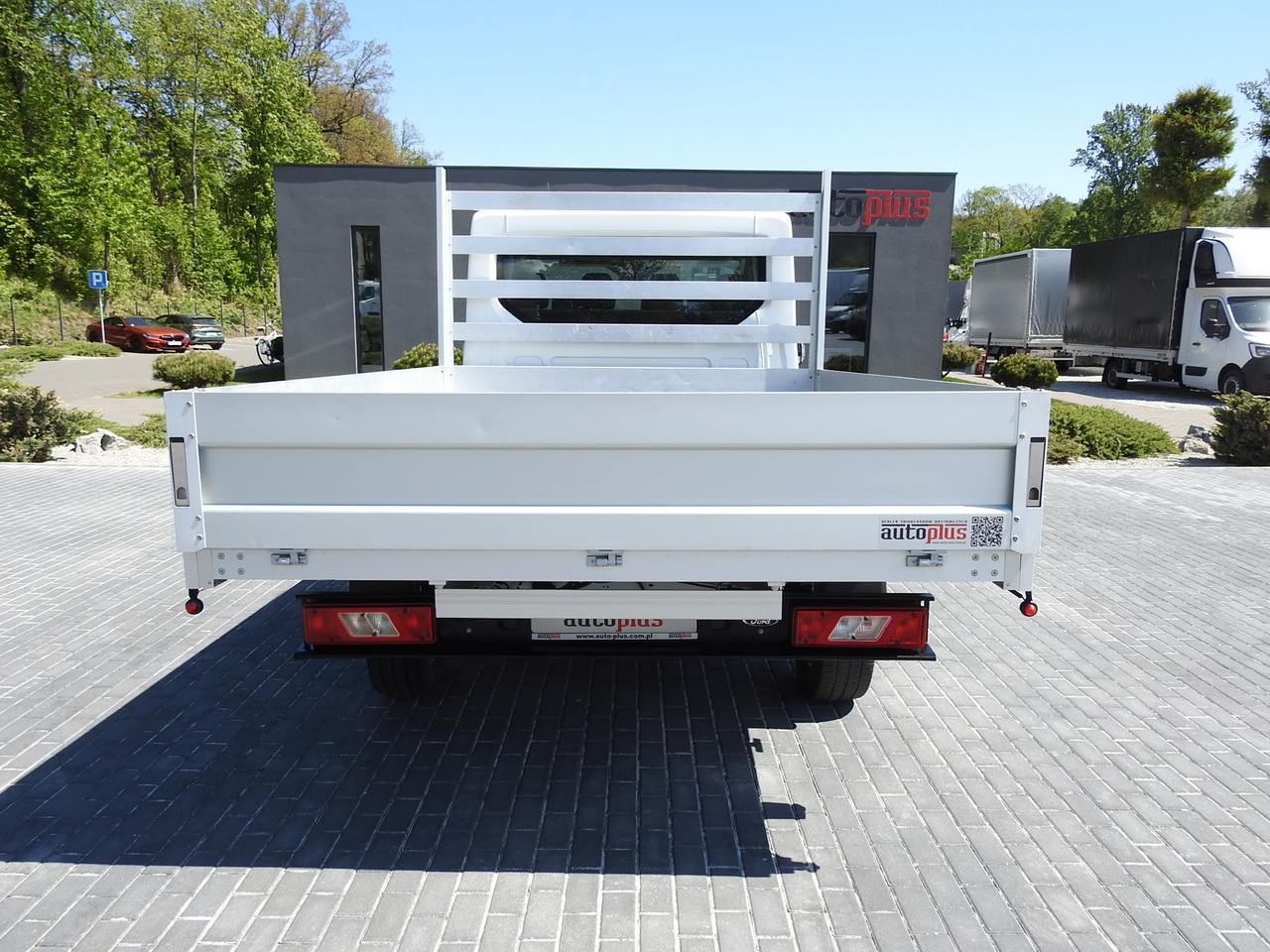 Furgone con cassone fisso FORD TRANSIT STAKE BODY DOUBLE CABIN DOKA 7 SEATS AIR CONDITIONING  130HP: foto 10