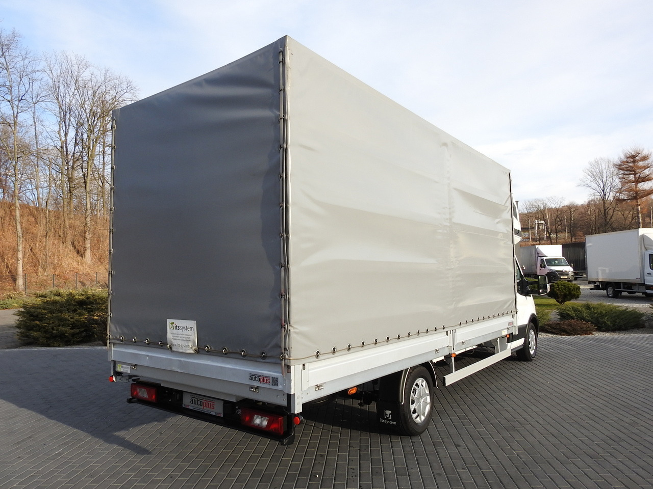 FORD TRANSIT TARPAULIN 10 PALLETS WEBASTO CRUISE CONTROL AIR CONDITIONING LED LIGHTS 160HP - Furgone centinato: foto 3 FORD TRANSIT TARPAULIN 10 PALLETS WEBASTO CRUISE CONTROL AIR CONDITIONING LED LIGHTS 160HP - Furgone centinato: foto 3