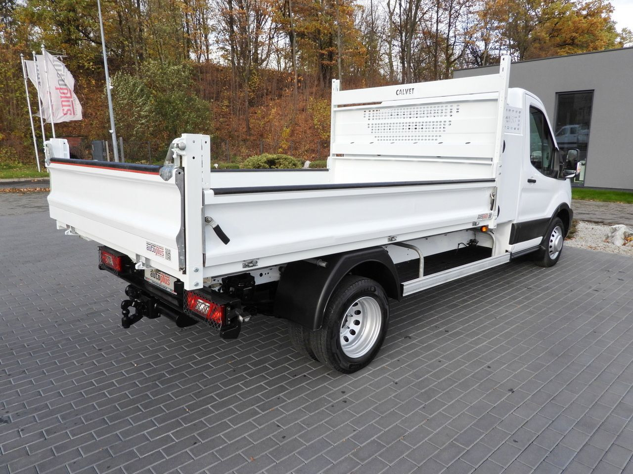 FORD TRANSIT TIPPER CRUISE CONTROL LED LIGHTS TWIN WHEELS AIR CONDITIONING 130HP - Furgone ribaltabile: foto 3 FORD TRANSIT TIPPER CRUISE CONTROL LED LIGHTS TWIN WHEELS AIR CONDITIONING 130HP - Furgone ribaltabile: foto 3