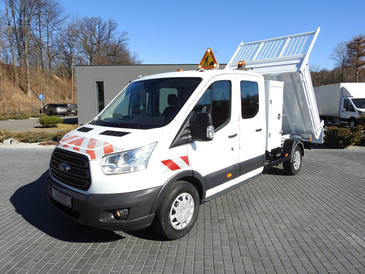 Furgone ribaltabile FORD TRANSIT TIPPER DOUBLE CABIN DOKA 6 SEATS CRUISE CONTROL AIR CONDITIONING 130HP: foto 18 Furgone ribaltabile FORD TRANSIT TIPPER DOUBLE CABIN DOKA 6 SEATS CRUISE CONTROL AIR CONDITIONING 130HP: foto 18