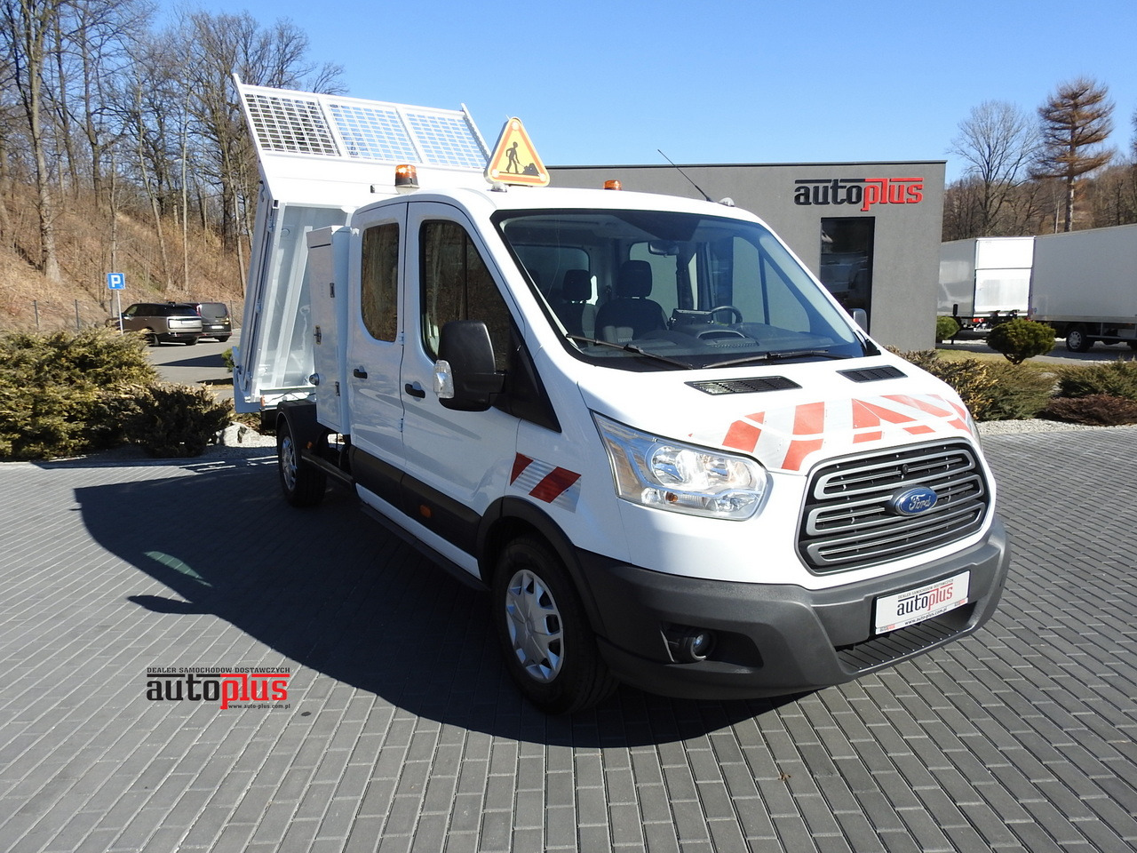 FORD TRANSIT TIPPER DOUBLE CABIN DOKA 6 SEATS CRUISE CONTROL AIR CONDITIONING 130HP - Furgone ribaltabile: foto 1 FORD TRANSIT TIPPER DOUBLE CABIN DOKA 6 SEATS CRUISE CONTROL AIR CONDITIONING 130HP - Furgone ribaltabile: foto 1