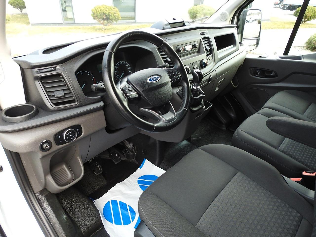 Ford TRANSIT KASTENWAGEN DOPPELKABINE 6 SITZE A/C - Furgone chiuso, Furgone doppia cabina: foto 2 Ford TRANSIT KASTENWAGEN DOPPELKABINE 6 SITZE A/C - Furgone chiuso, Furgone doppia cabina: foto 2