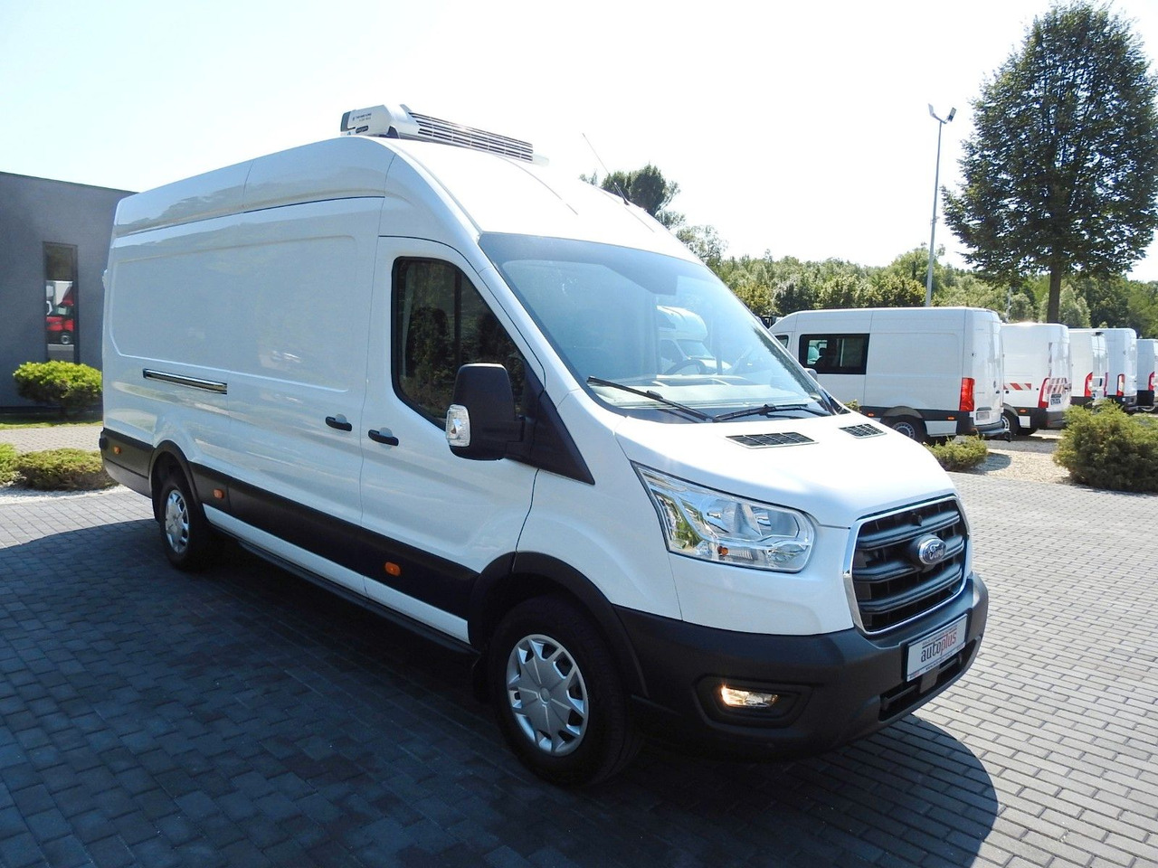 Ford TRANSIT KÜHLKASTENWAGEN 0*C HEIZFUNKTION Ford TRANSIT KÜHLKASTENWAGEN 0*C HEIZFUNKTION - Furgone frigo: foto 4 Ford TRANSIT KÜHLKASTENWAGEN 0*C HEIZFUNKTION Ford TRANSIT KÜHLKASTENWAGEN 0*C HEIZFUNKTION - Furgone frigo: foto 4