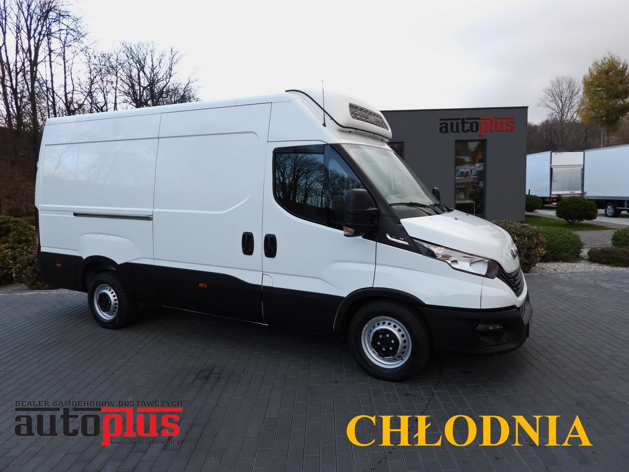 IVECO DAILY 35S14 REFRIGERATOR VAN 0*C POWER SUPPLY 230V NAVIGATION AUTOMATIC TRANSMISSION AIR CONDITIONING 140HP - Furgone frigo: foto 1 IVECO DAILY 35S14 REFRIGERATOR VAN 0*C POWER SUPPLY 230V NAVIGATION AUTOMATIC TRANSMISSION AIR CONDITIONING 140HP - Furgone frigo: foto 1