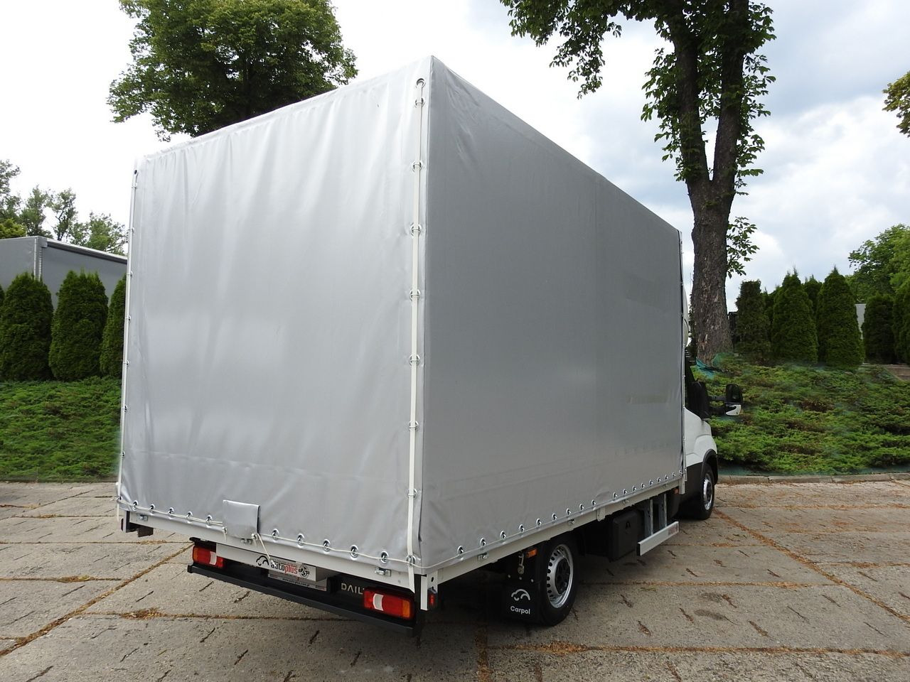 IVECO DAILY 35S18 NEW TARPAULIN WEBASTO CRUISE CONTROL AIR CONDITIONING 180HP - Furgone centinato: foto 3 IVECO DAILY 35S18 NEW TARPAULIN WEBASTO CRUISE CONTROL AIR CONDITIONING 180HP - Furgone centinato: foto 3