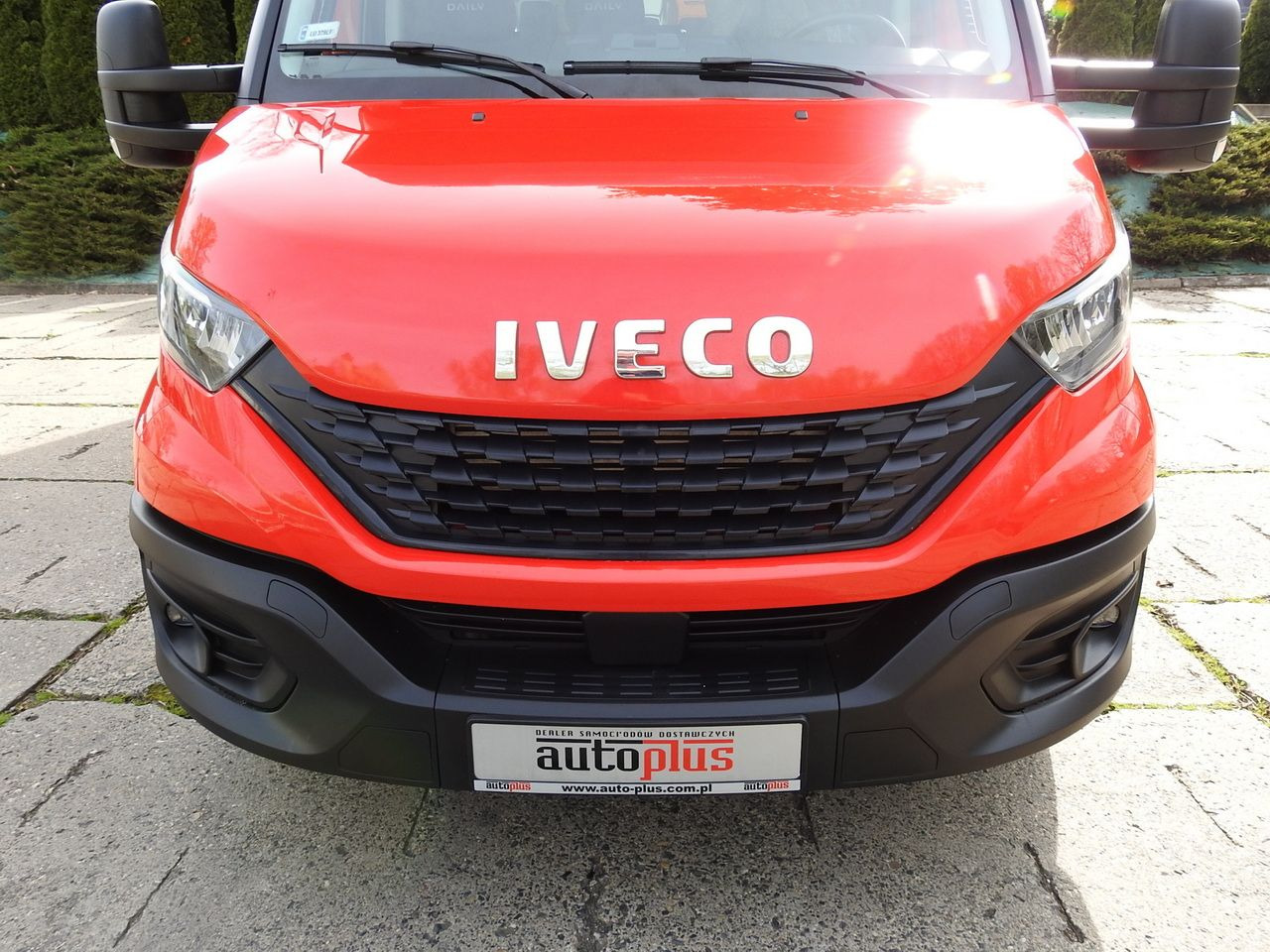 Furgone centinato IVECO DAILY 35S18 TARPAULIN 10 PALLETS WEBASTO CRUISE CONTROL LED LIGHTS AIR CONDITIONING  180HP: foto 14