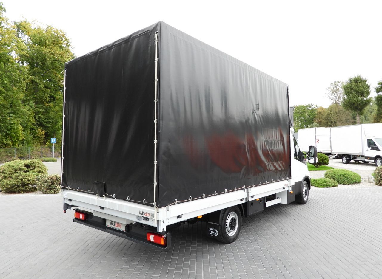 IVECO DAILY 35S18 TARPAULIN 10 PALLETS WEBASTO CRUISE CONTROL PNEUMATICS AIR CONDITIONING 180HP - Furgone centinato: foto 3 IVECO DAILY 35S18 TARPAULIN 10 PALLETS WEBASTO CRUISE CONTROL PNEUMATICS AIR CONDITIONING 180HP - Furgone centinato: foto 3