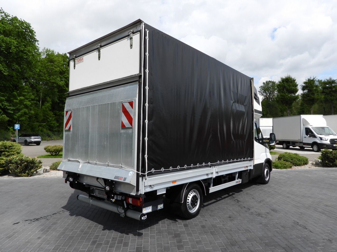 IVECO DAILY 35S18 TARPAULIN LIFT 8 PALLETS WEBASTO CRUISE CONTROL AIR CONDITIONING 180HP - Furgone centinato: foto 3 IVECO DAILY 35S18 TARPAULIN LIFT 8 PALLETS WEBASTO CRUISE CONTROL AIR CONDITIONING 180HP - Furgone centinato: foto 3