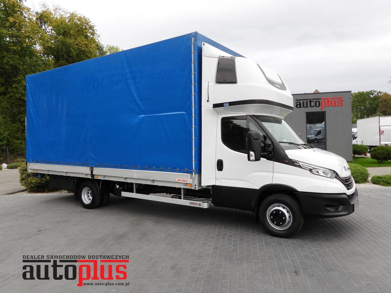 IVECO DAILY 72C18 TARPAULIN LIFT 14 PALLETS WEBASTO CRUISE CONTROL LED LIGHTS TWIN WHEELS AIR CONDITIONING 180HP - Camion centinato: foto 1 IVECO DAILY 72C18 TARPAULIN LIFT 14 PALLETS WEBASTO CRUISE CONTROL LED LIGHTS TWIN WHEELS AIR CONDITIONING 180HP - Camion centinato: foto 1