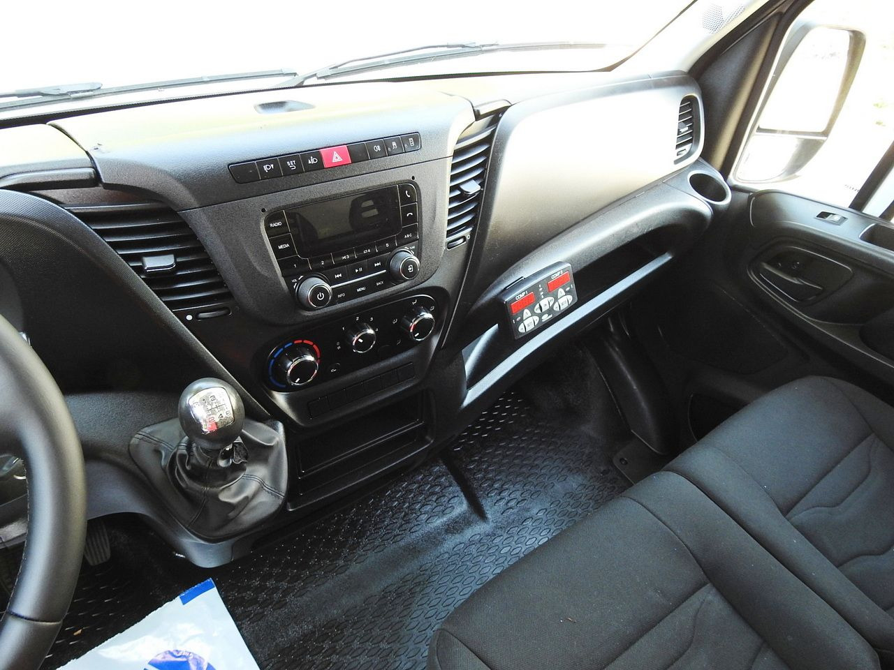 Leasing di IVECO DAILY IVECO DAILY: foto 38 Leasing di IVECO DAILY IVECO DAILY: foto 38