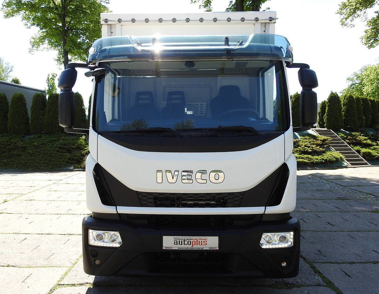 IVECO EUROCARGO 120 - 220 TARPAULIN LIFT 20 PALLETS LED LIGHTS AUTOMATIC TRANSMISSION HI-MATIC TWIN WHEELS AIR CONDITIONING 220HP - Furgone centinato: foto 5 IVECO EUROCARGO 120 - 220 TARPAULIN LIFT 20 PALLETS LED LIGHTS AUTOMATIC TRANSMISSION HI-MATIC TWIN WHEELS AIR CONDITIONING 220HP - Furgone centinato: foto 5