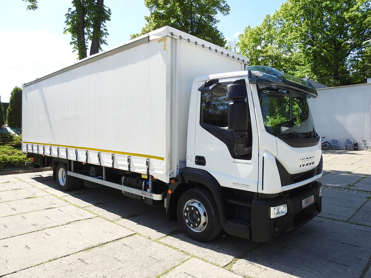 IVECO EUROCARGO 120 - 220 TARPAULIN LIFT 20 PALLETS LED LIGHTS AUTOMATIC TRANSMISSION HI-MATIC TWIN WHEELS AIR CONDITIONING 220HP - Furgone centinato: foto 4 IVECO EUROCARGO 120 - 220 TARPAULIN LIFT 20 PALLETS LED LIGHTS AUTOMATIC TRANSMISSION HI-MATIC TWIN WHEELS AIR CONDITIONING 220HP - Furgone centinato: foto 4