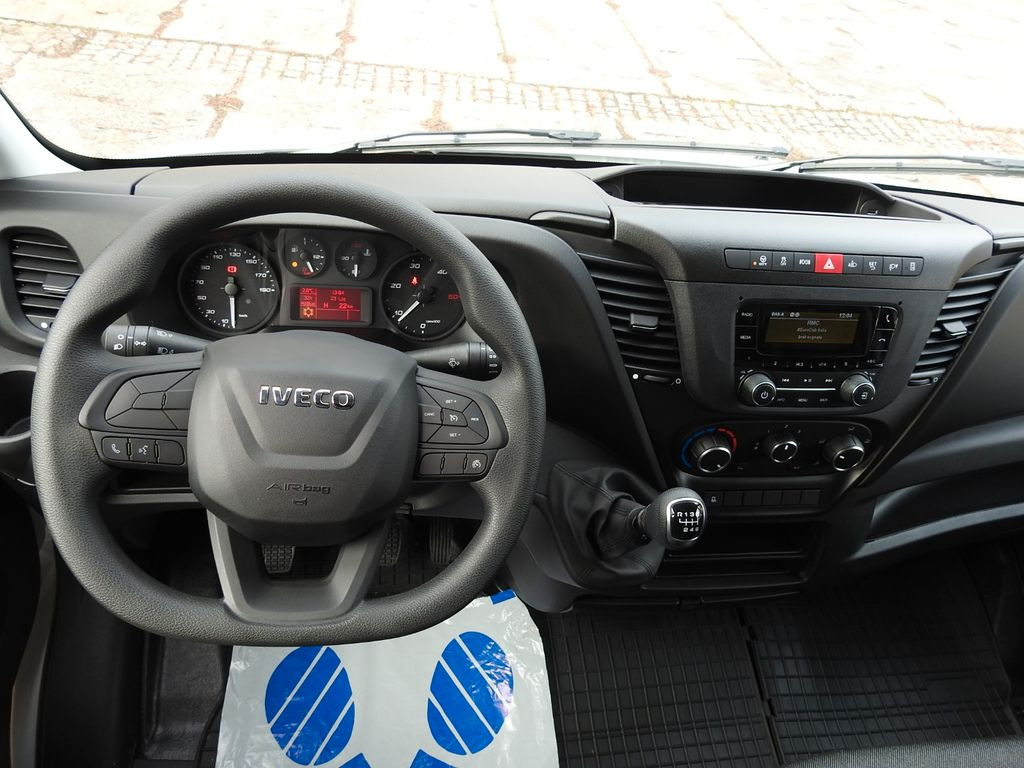 Leasing di Iveco DAILY 35S16 NEU PRITSCHE PLANE 8 PALETTEN AUFZUG  Iveco DAILY 35S16 NEU PRITSCHE PLANE 8 PALETTEN AUFZUG: foto 24
