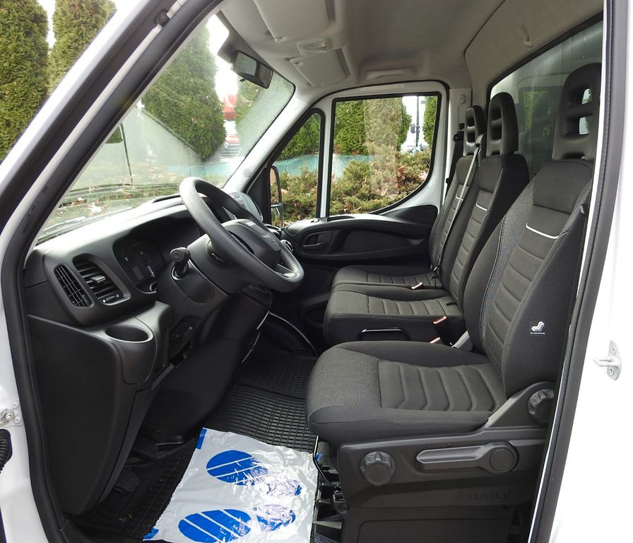 Leasing di Iveco DAILY 35S16 NEU PRITSCHE PLANE 8 PALETTEN AUFZUG  Iveco DAILY 35S16 NEU PRITSCHE PLANE 8 PALETTEN AUFZUG: foto 22