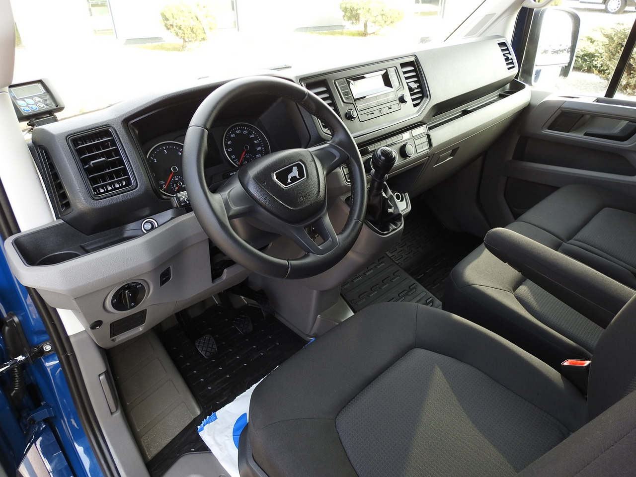 MAN TGE 3.180 REGRIGERATOR BOX -5*C 8 PALLETS HEATING FUNCTION CRUISE CONTROL PNEUMATICS AIR CONDITIONING 180HP - Furgone frigo: foto 2 MAN TGE 3.180 REGRIGERATOR BOX -5*C 8 PALLETS HEATING FUNCTION CRUISE CONTROL PNEUMATICS AIR CONDITIONING 180HP - Furgone frigo: foto 2