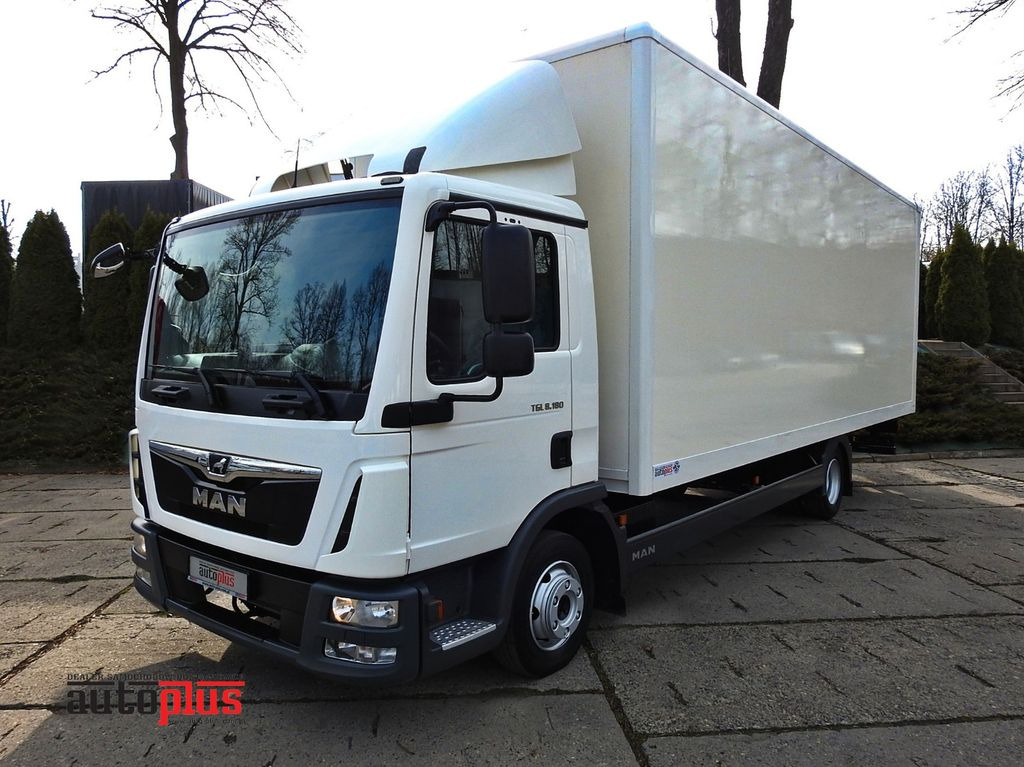 MAN TGL 8.18 KOFFER 16 PALETTEN ZWILLINGSRÄDER - Furgone box: foto 1 MAN TGL 8.18 KOFFER 16 PALETTEN ZWILLINGSRÄDER - Furgone box: foto 1