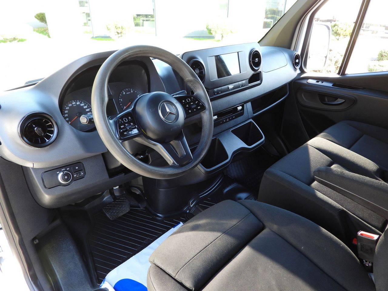 MERCEDES SPRINTER 316 BOX DELIVERY VAN 7 SEATS CRUISE CONTROL AUTOMATIC TRANSMISSION AIR CONDITIONING 160HP - Furgone chiuso: foto 3 MERCEDES SPRINTER 316 BOX DELIVERY VAN 7 SEATS CRUISE CONTROL AUTOMATIC TRANSMISSION AIR CONDITIONING 160HP - Furgone chiuso: foto 3