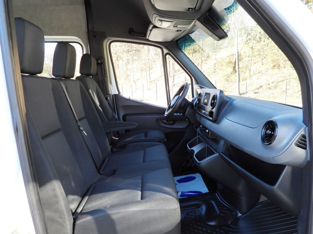 MERCEDES SPRINTER 316 BOX DELIVERY VAN 7 SEATS CRUISE CONTROL AUTOMATIC TRANSMISSION AIR CONDITIONING 160HP - Furgone chiuso: foto 2 MERCEDES SPRINTER 316 BOX DELIVERY VAN 7 SEATS CRUISE CONTROL AUTOMATIC TRANSMISSION AIR CONDITIONING 160HP - Furgone chiuso: foto 2