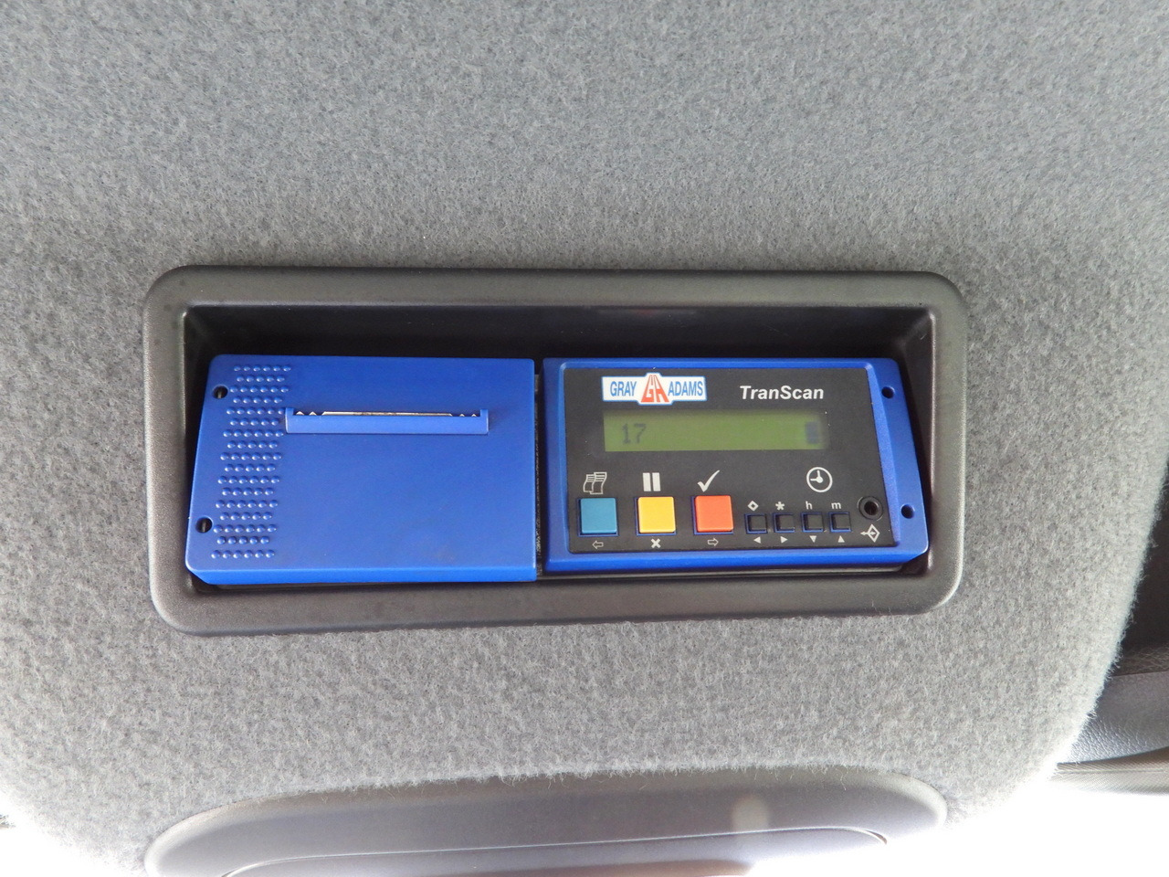 Furgone frigo MERCEDES SPRINTER 316 REGRIGERATOR BOX 0*C LIFT 8 PALLETS CRUISE CONTROL PNEUMATICS AIR CONDITIONING 160HP: foto 46 Furgone frigo MERCEDES SPRINTER 316 REGRIGERATOR BOX 0*C LIFT 8 PALLETS CRUISE CONTROL PNEUMATICS AIR CONDITIONING 160HP: foto 46